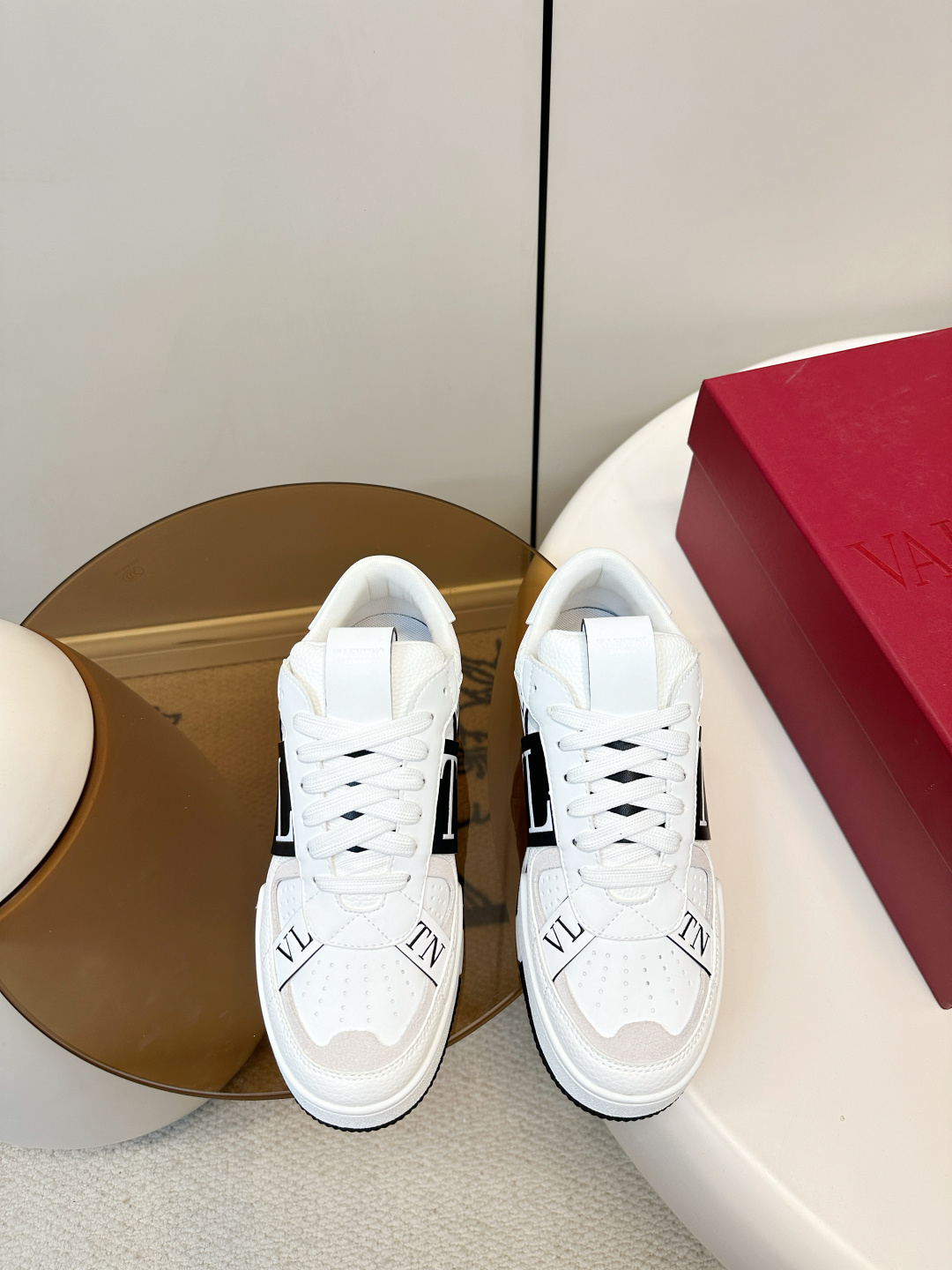 Valentino ​​Valentino Garavani VL7N运动鞋​​ 休闲板鞋