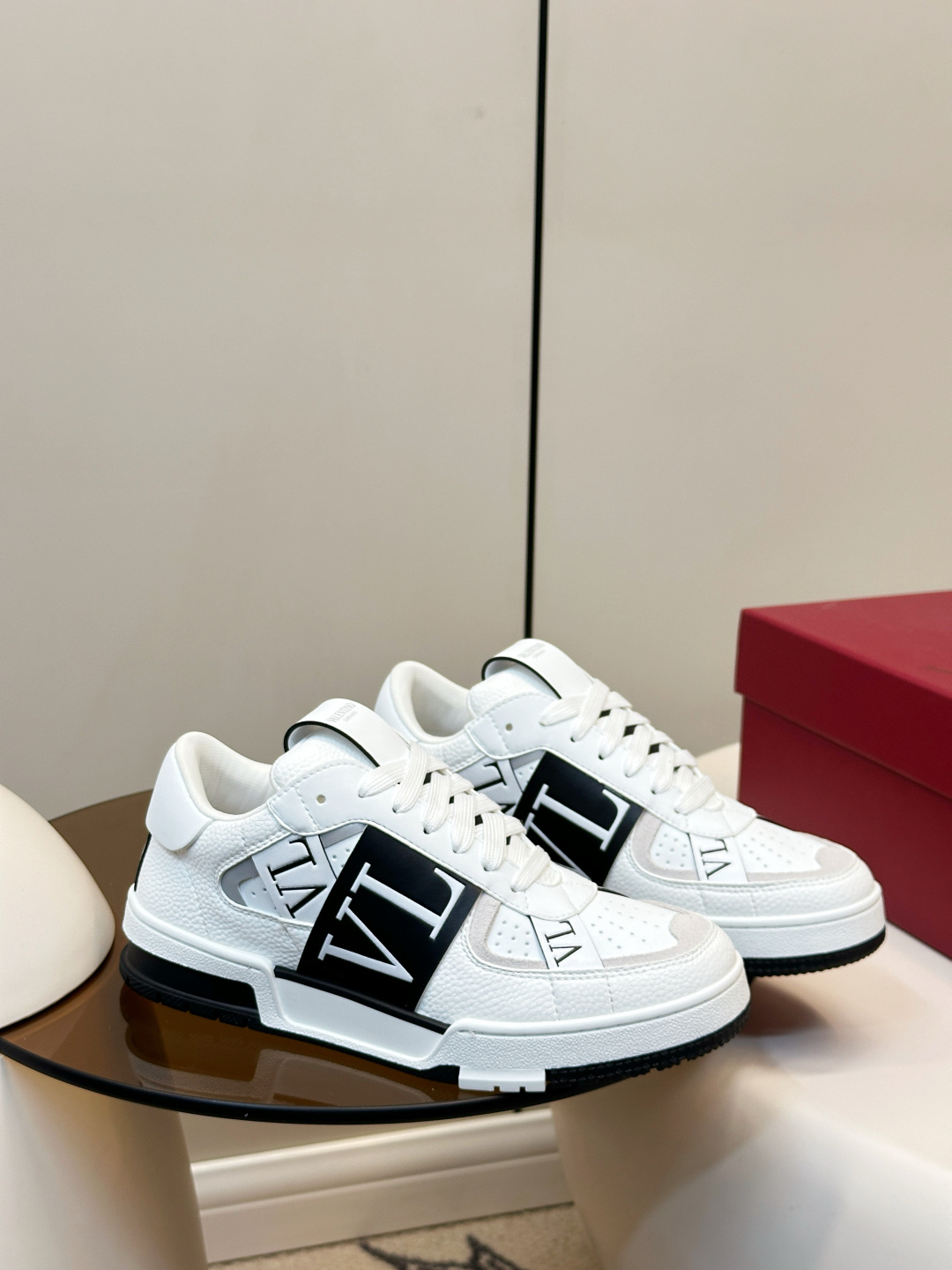 Valentino ​​Valentino Garavani VL7N运动鞋​​ 休闲板鞋