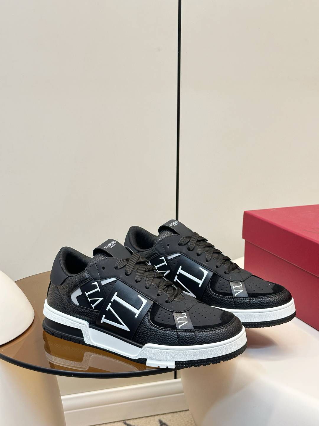Valentino ​​Valentino Garavani VL7N运动鞋​​ 休闲板鞋