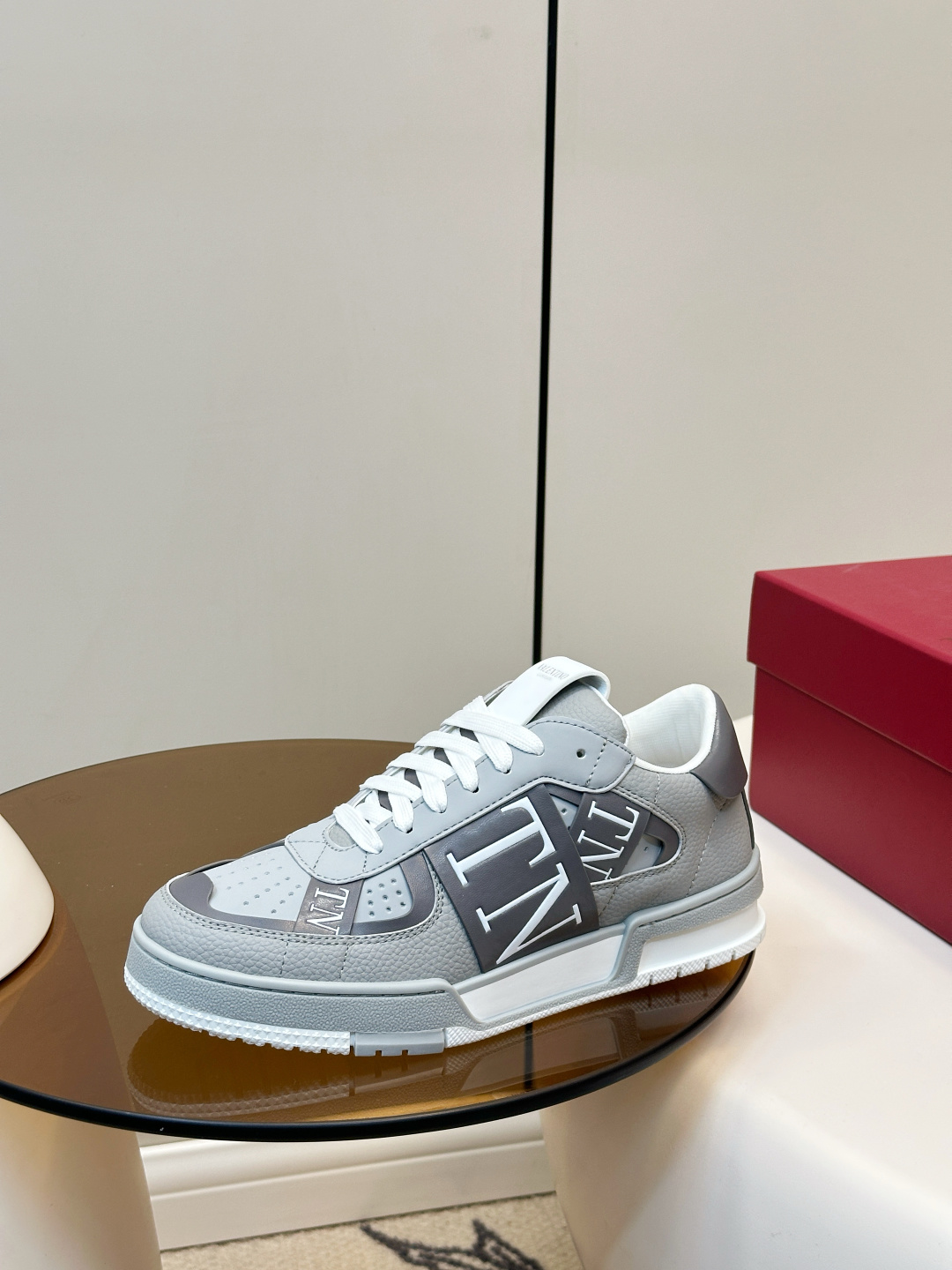 Valentino ​​Valentino Garavani VL7N运动鞋​​ 休闲板鞋