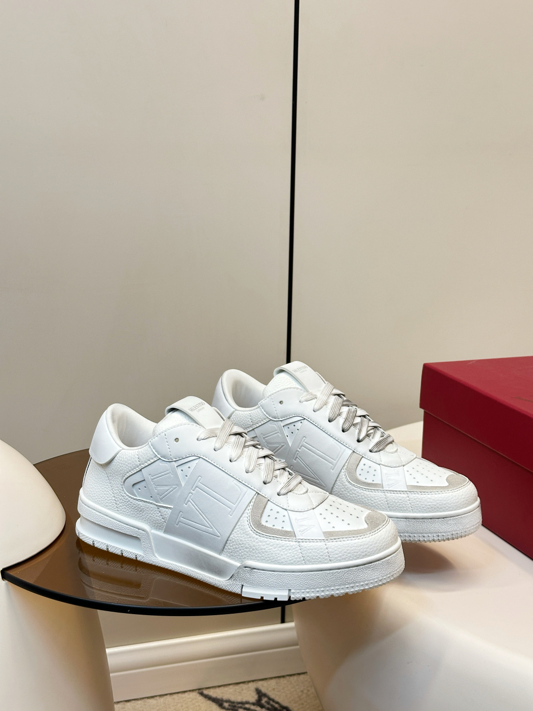 Valentino ​​Valentino Garavani VL7N运动鞋​​ 休闲板鞋