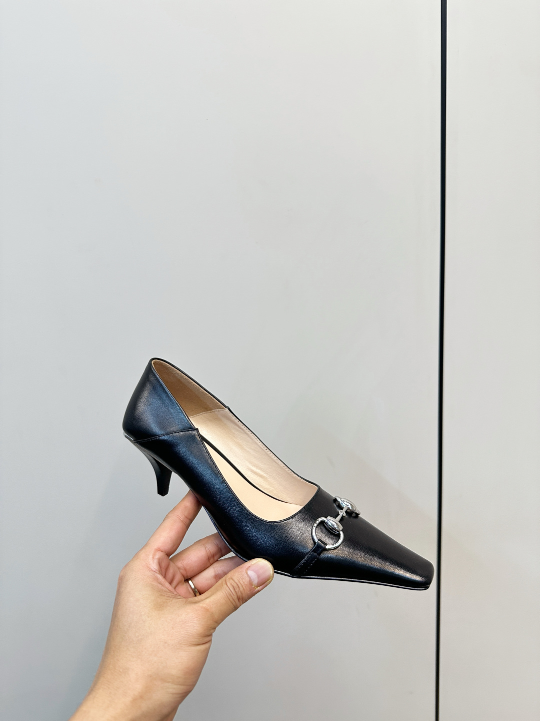 Gucci ​​Gucci 26早春新品马衔扣方头高跟鞋​​