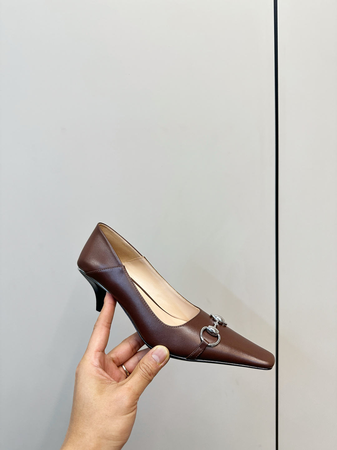 Gucci ​​Gucci 26早春新品马衔扣方头高跟鞋​​