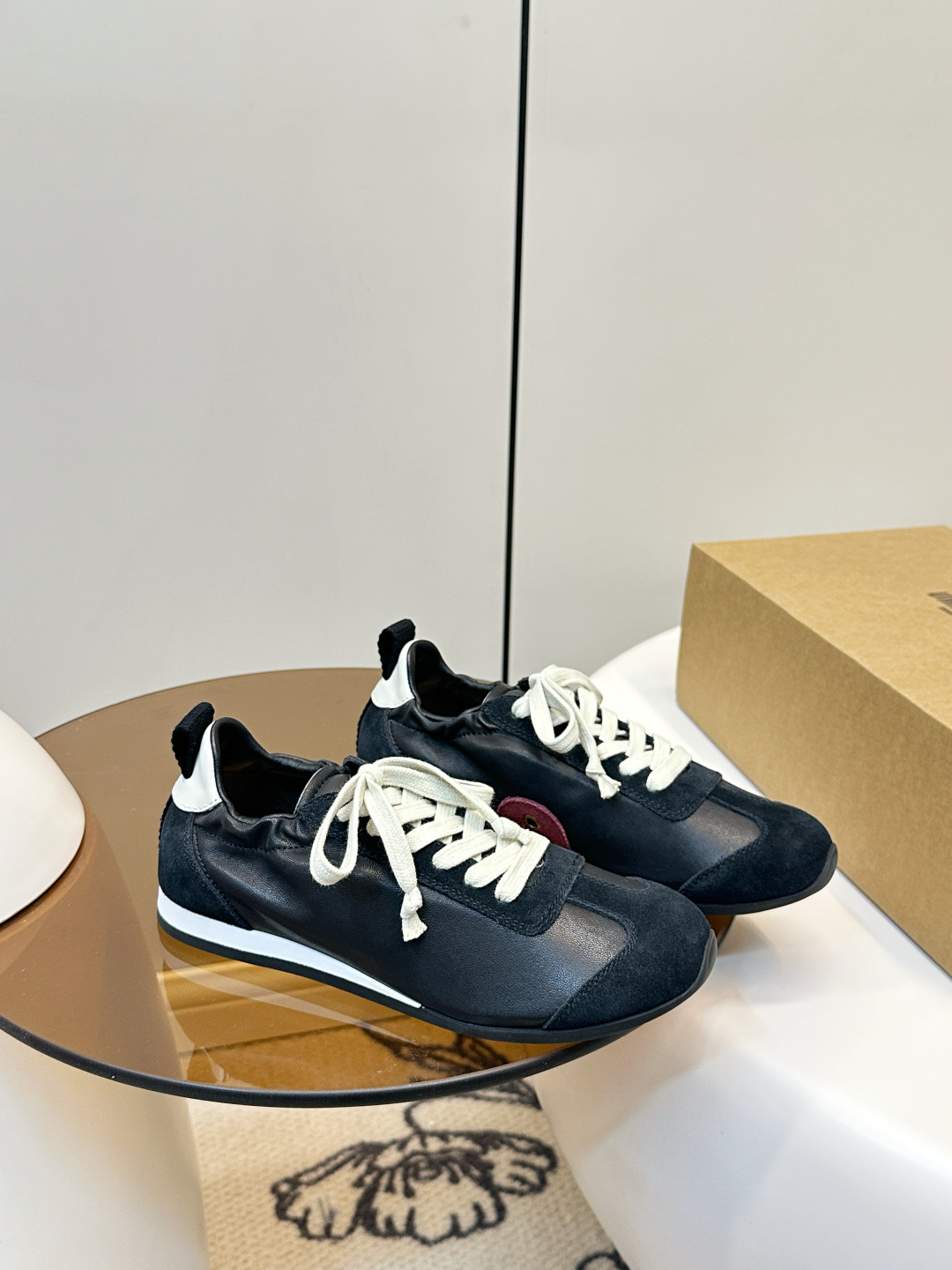 Alexander Wang ​​UMA WANG 26新品 德训鞋​​