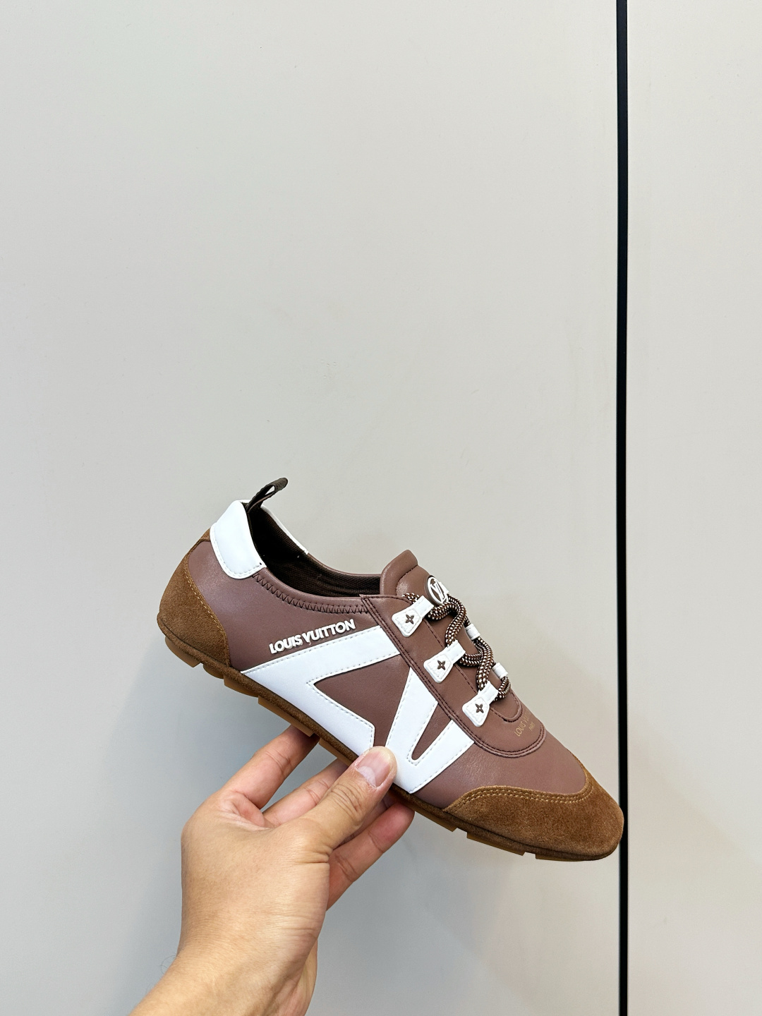 Louis Vuitton Louis Vuitton｜路易威登驴牌春夏Sneakerina系列 芭蕾运动鞋 德训鞋 平底鞋