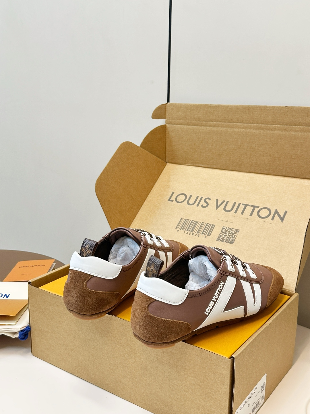 Louis Vuitton Louis Vuitton｜路易威登驴牌春夏Sneakerina系列 芭蕾运动鞋 德训鞋 平底鞋