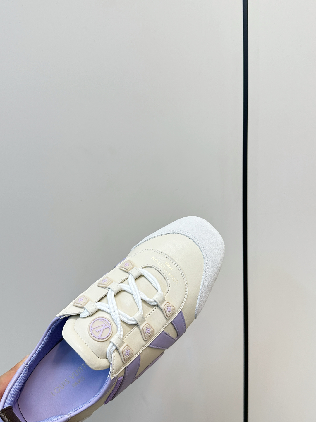 Louis Vuitton Louis Vuitton｜路易威登驴牌春夏Sneakerina系列 芭蕾运动鞋 德训鞋 平底鞋