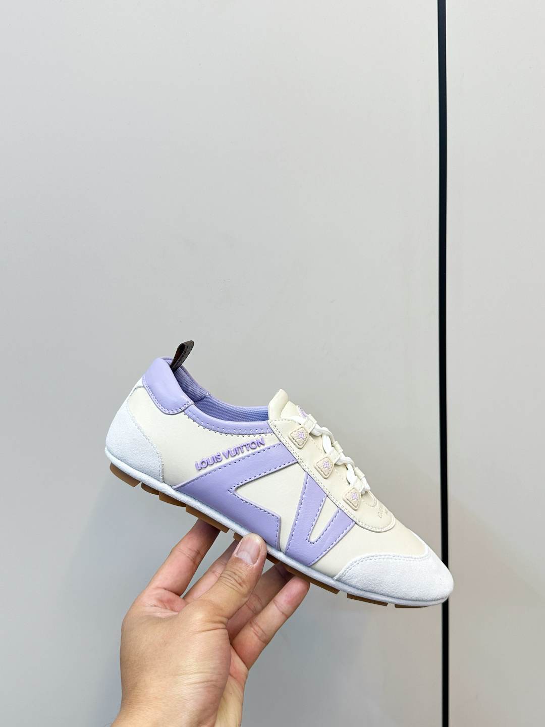 Louis Vuitton Louis Vuitton｜路易威登驴牌春夏Sneakerina系列 芭蕾运动鞋 德训鞋 平底鞋