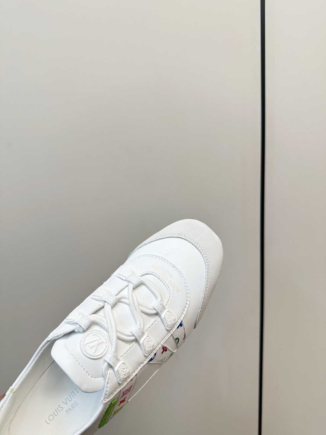 Louis Vuitton Louis Vuitton｜路易威登驴牌春夏Sneakerina系列 芭蕾运动鞋 德训鞋 平底鞋
