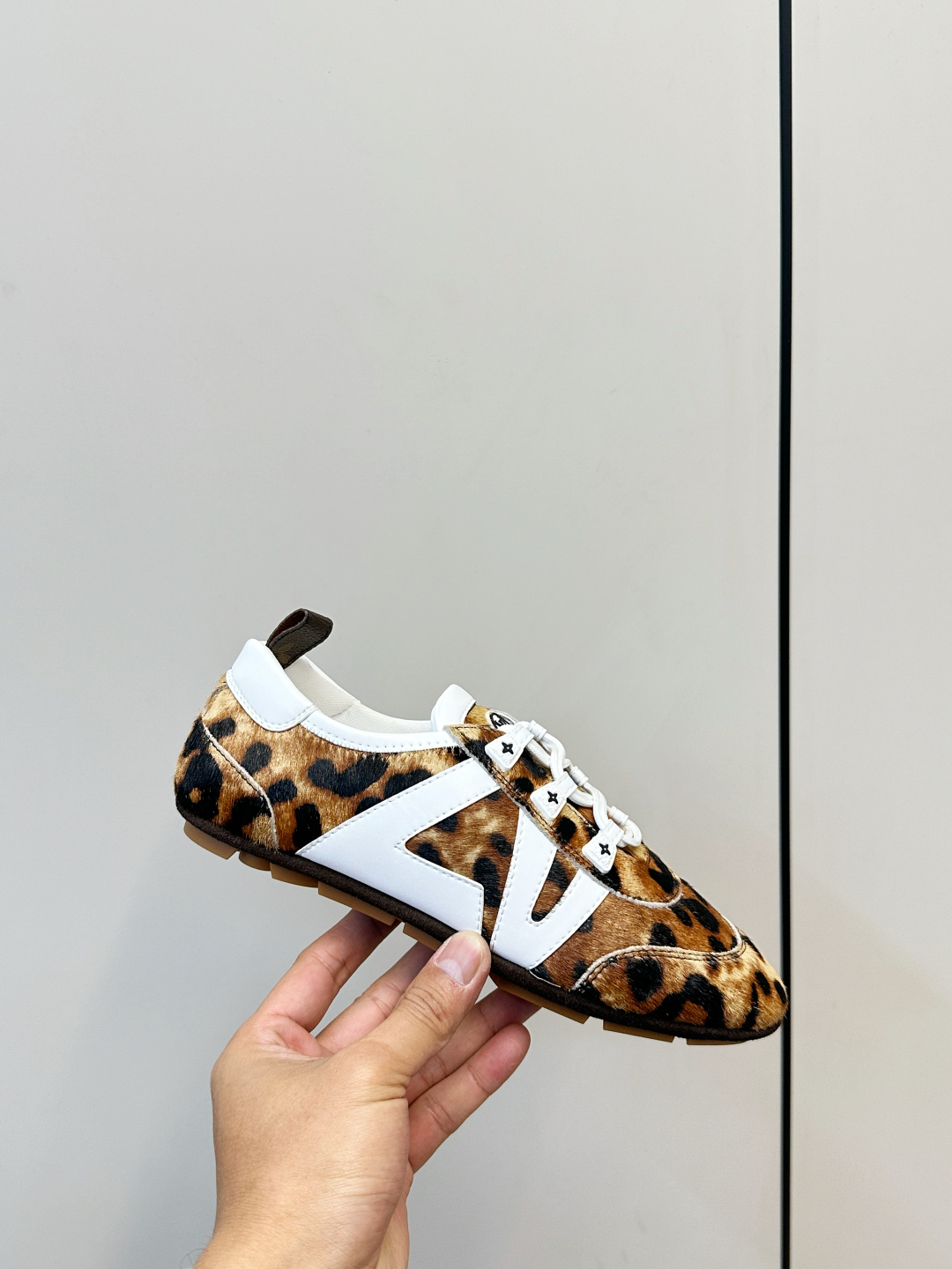 Louis Vuitton Louis Vuitton｜路易威登驴牌春夏Sneakerina系列 芭蕾运动鞋 德训鞋 平底鞋