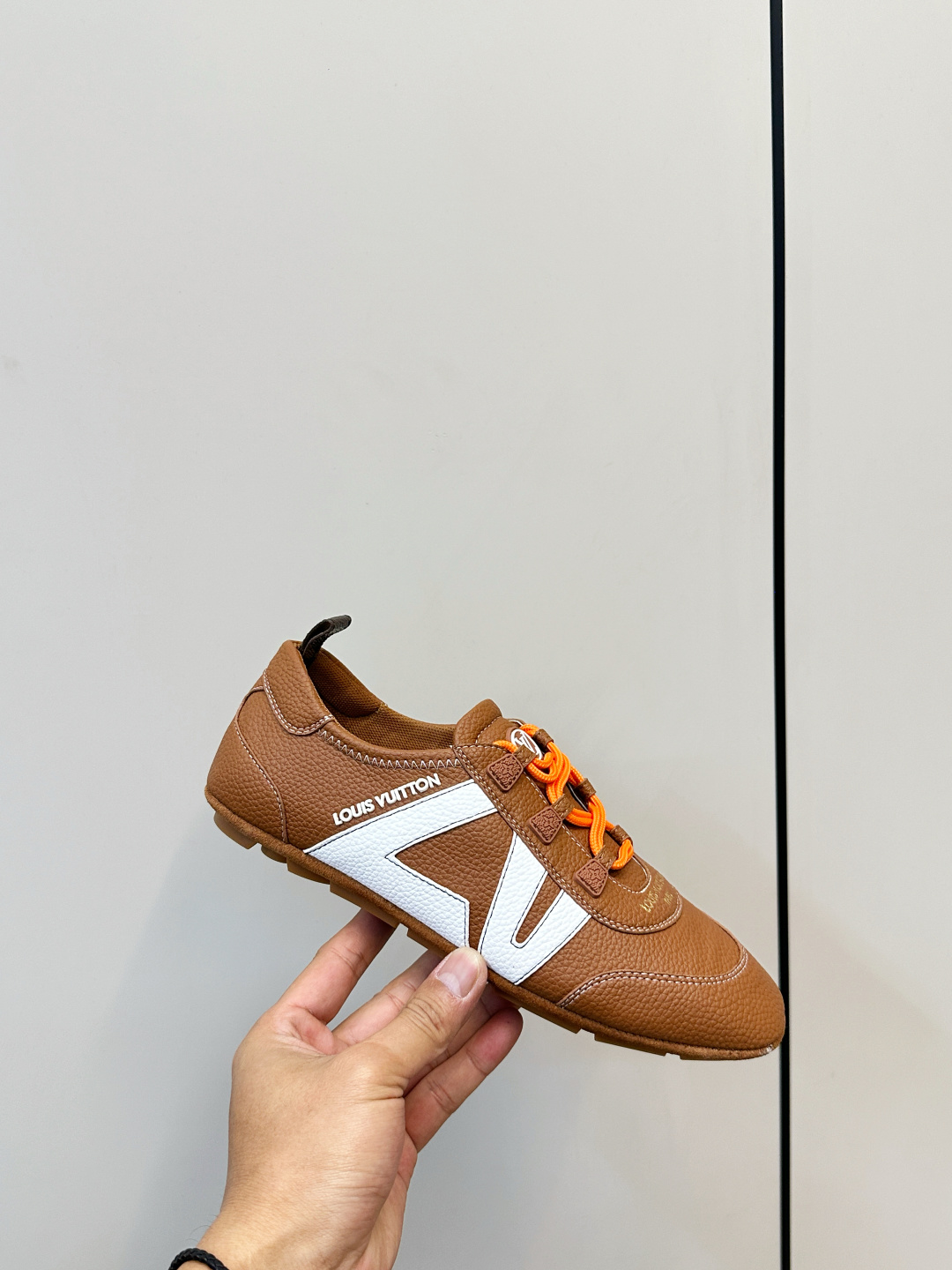 Louis Vuitton Louis Vuitton｜路易威登驴牌春夏Sneakerina系列 芭蕾运动鞋 德训鞋 平底鞋