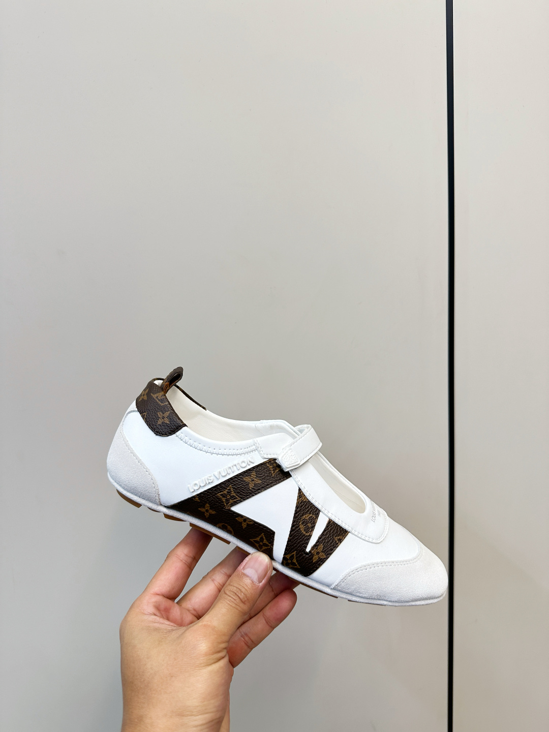 Louis Vuitton LV路易威登玛丽珍鞋​​ 平底鞋