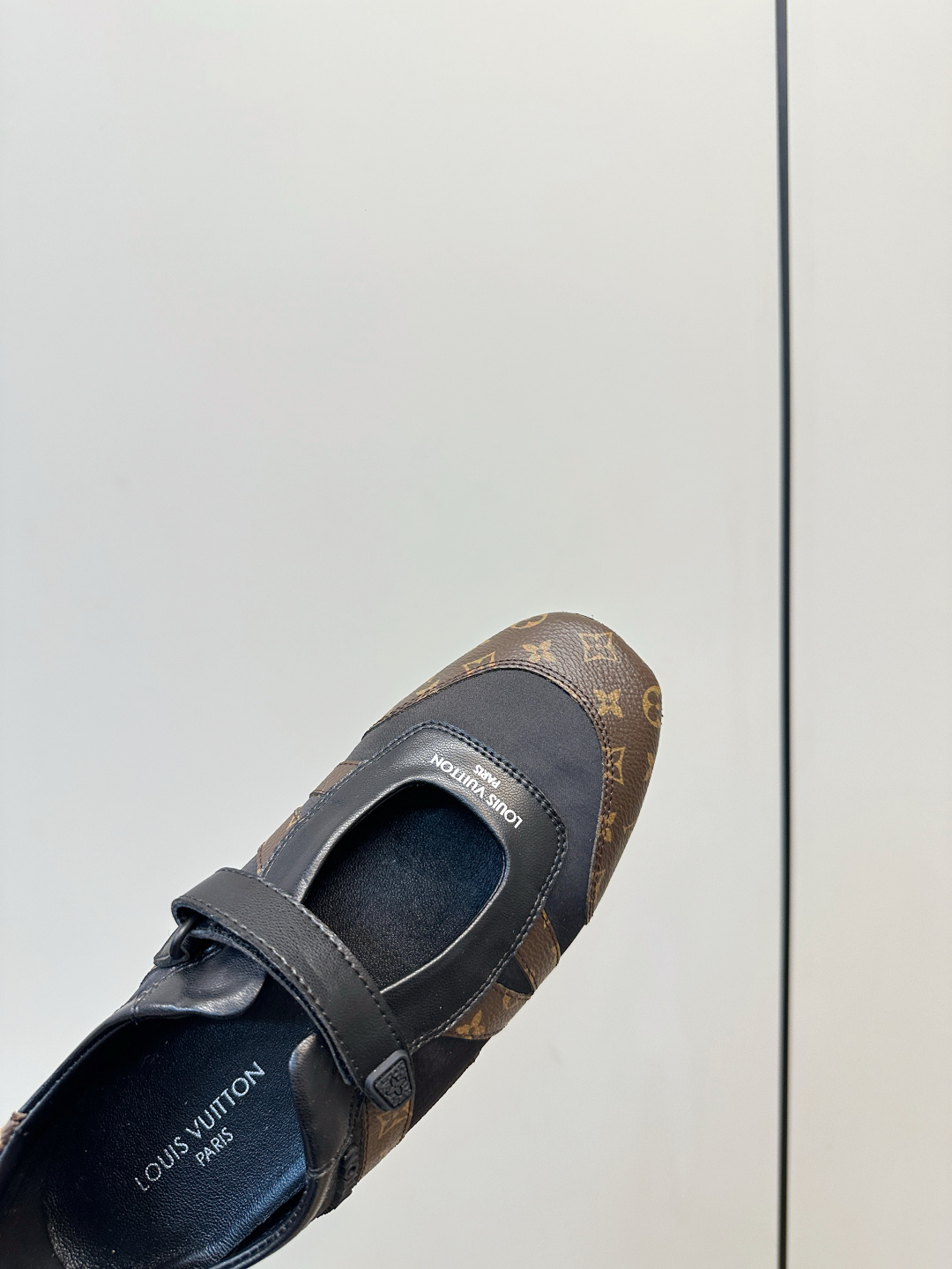 Louis Vuitton LV路易威登玛丽珍鞋​​ 平底鞋