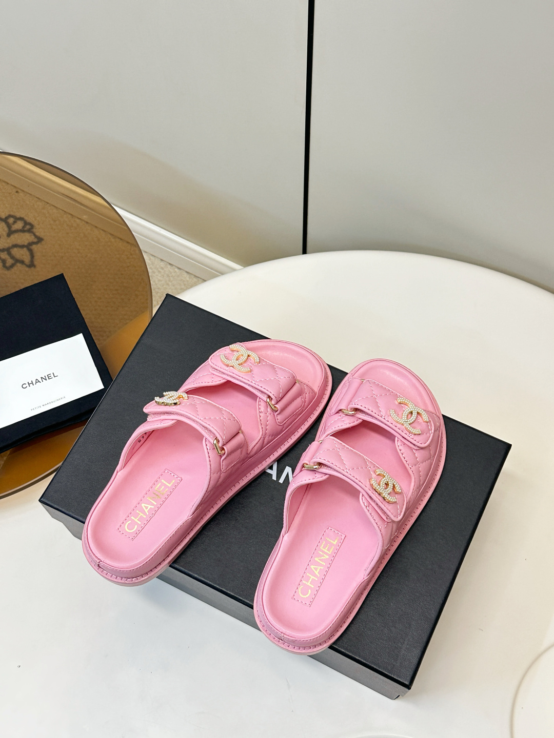 Chanel Chanel 2026ss新品小香魔术贴沙滩拖鞋