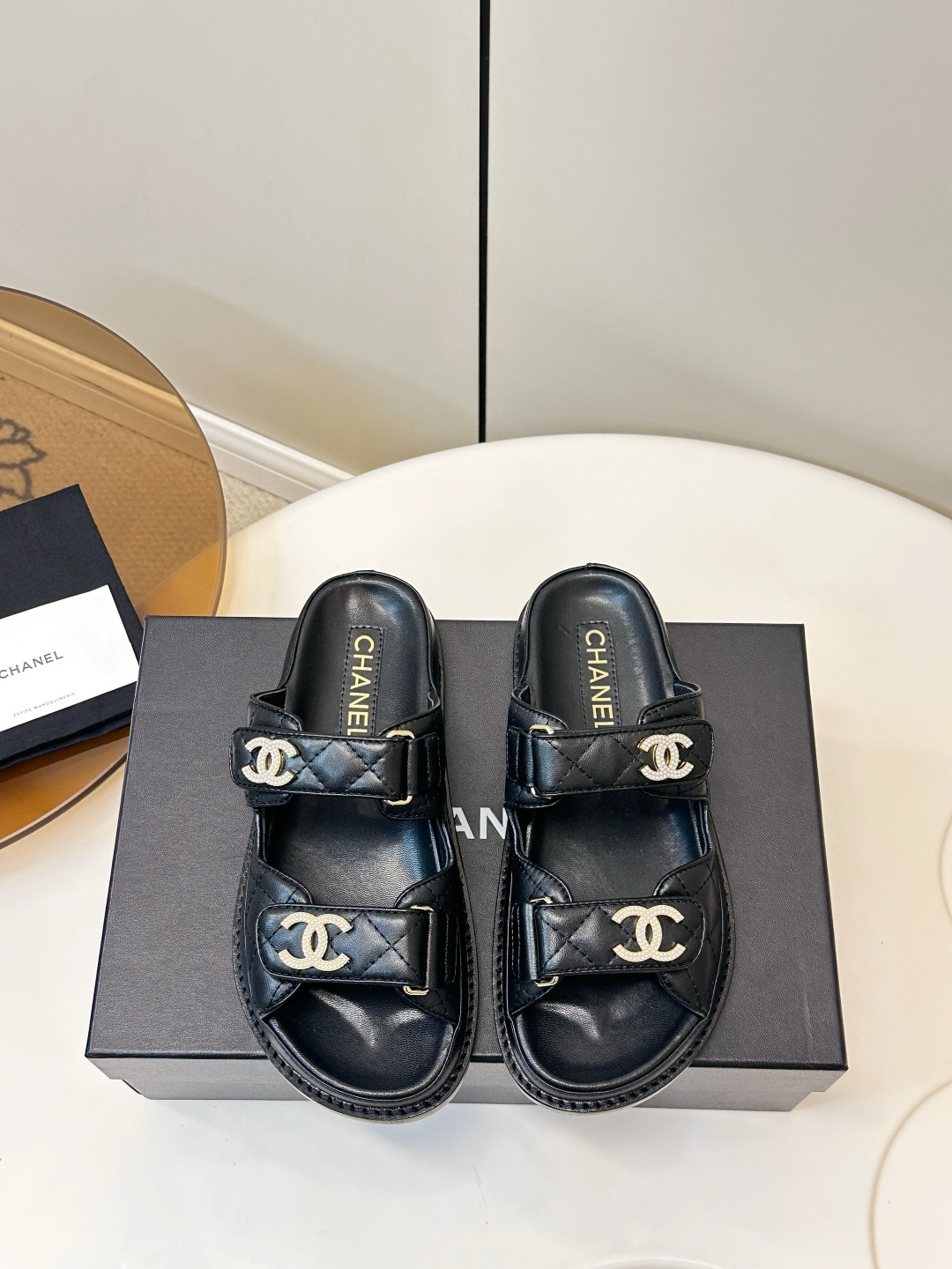 Chanel Chanel 2026ss新品小香魔术贴沙滩拖鞋