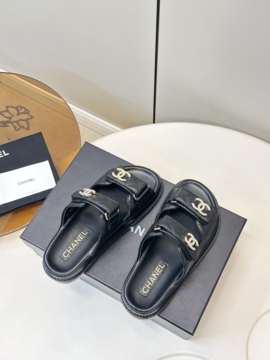Chanel Chanel 2026ss新品小香魔术贴沙滩拖鞋
