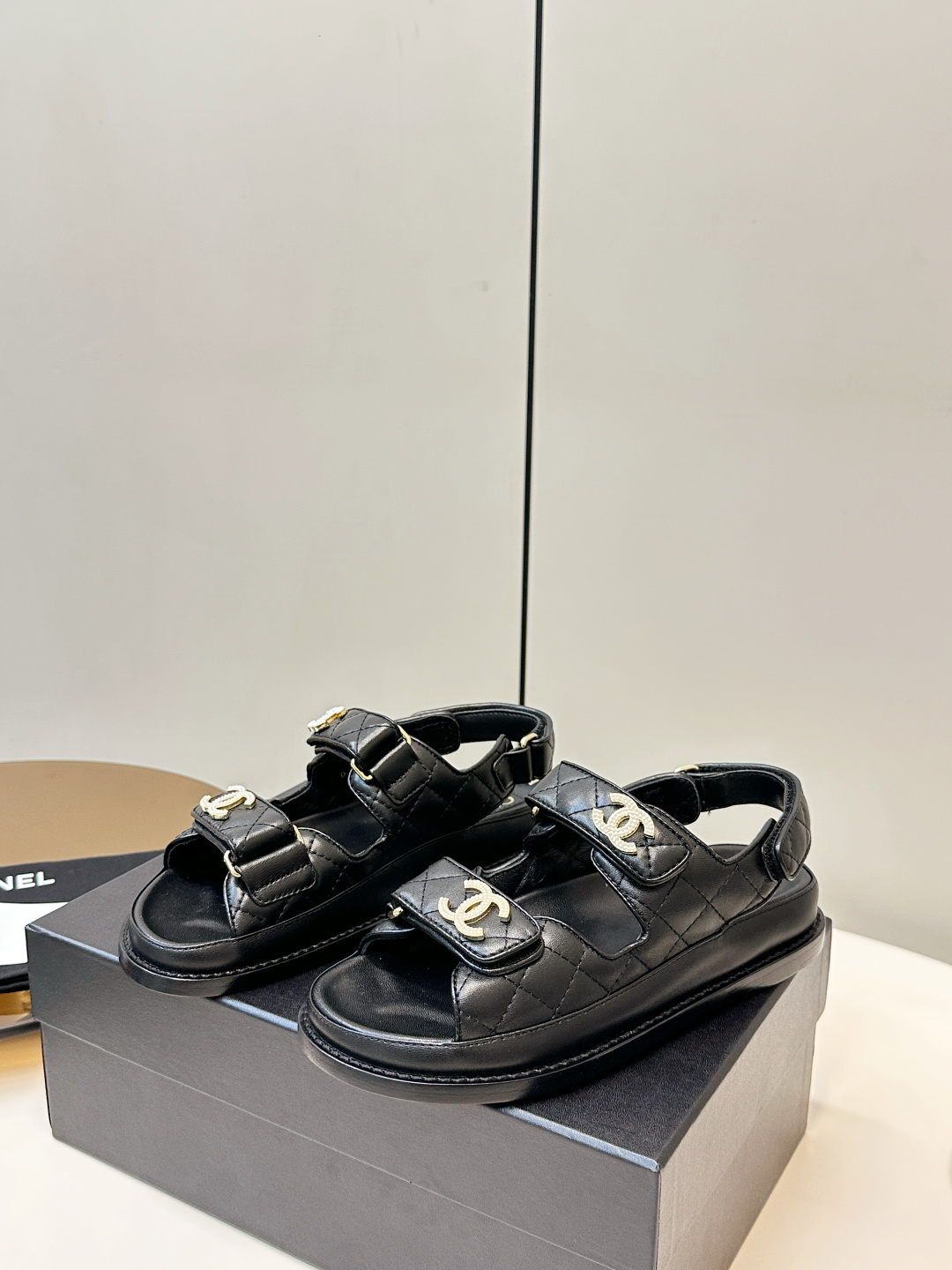 Chanel Chanel 2026ss新品小香魔术贴沙滩凉鞋