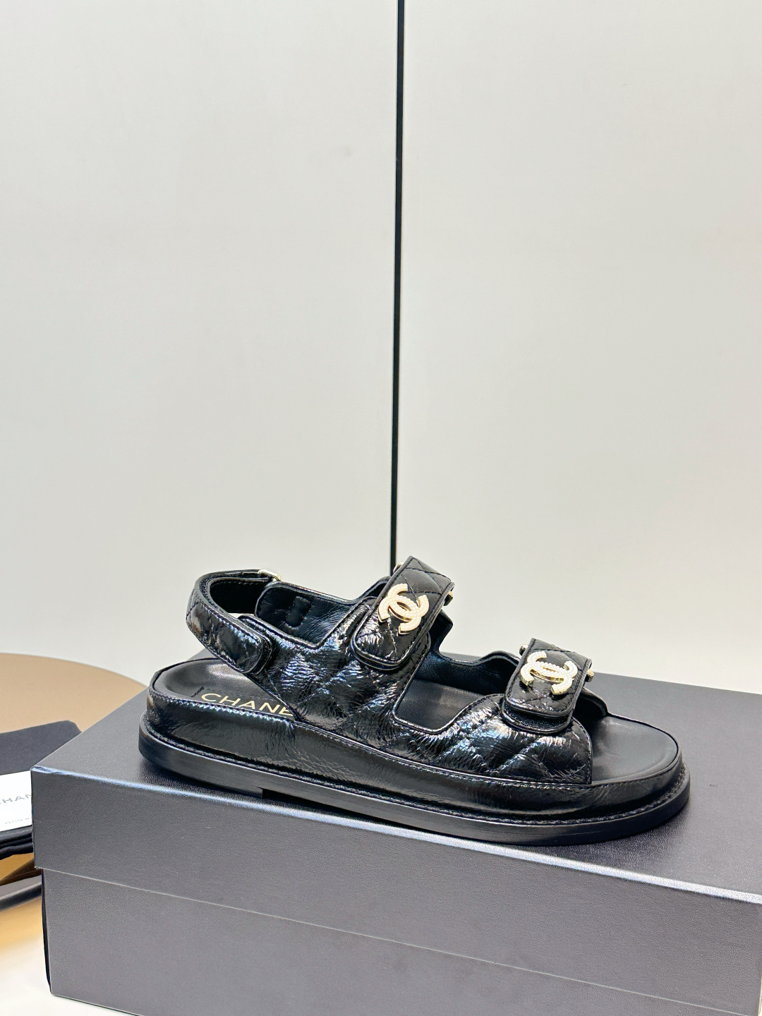 Chanel Chanel 2026ss新品小香魔术贴沙滩凉鞋