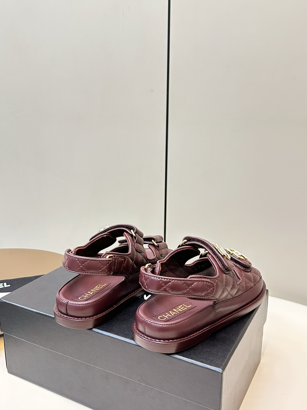 Chanel Chanel 2026ss新品小香魔术贴沙滩凉鞋