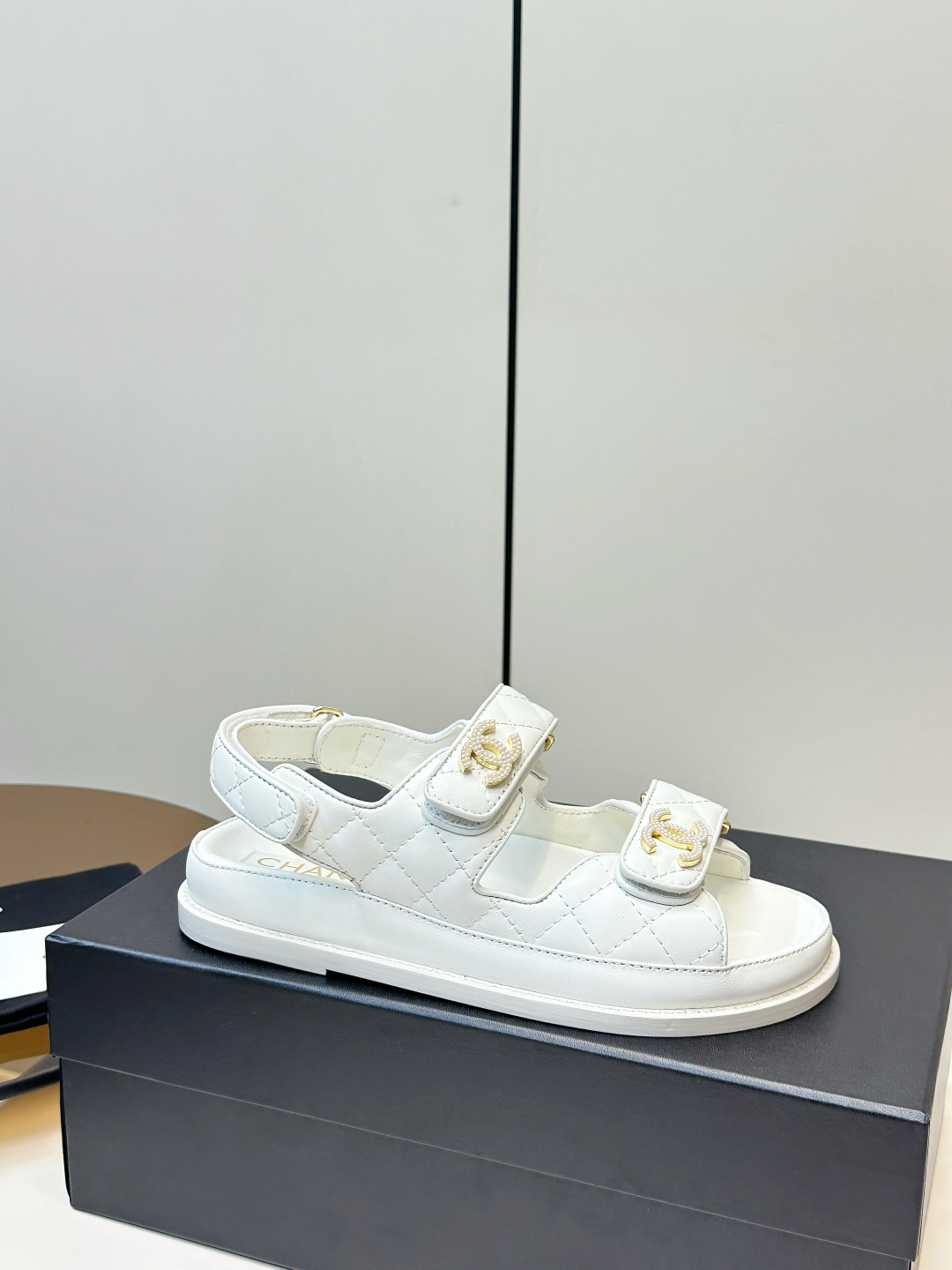 Chanel Chanel 2026ss新品小香魔术贴沙滩凉鞋