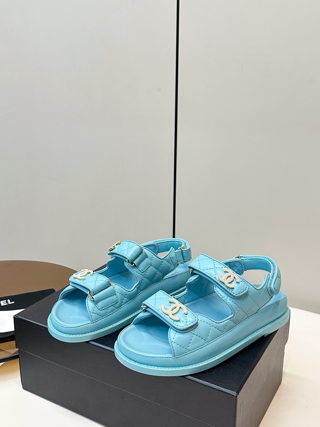 Chanel Chanel 2026ss新品小香魔术贴沙滩凉鞋