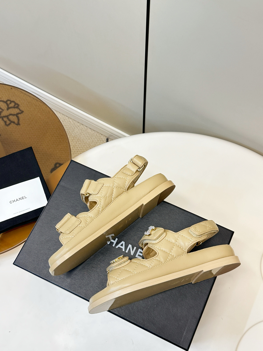 Chanel Chanel 2026ss新品小香魔术贴沙滩凉鞋