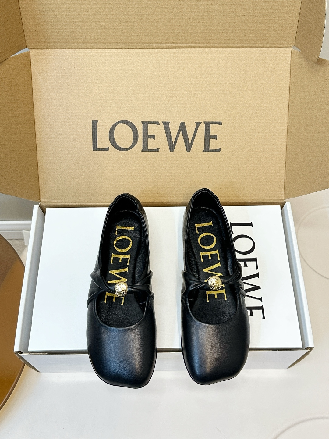Loewe ​​LOEWE 罗意威26ss 法式 芭蕾舞鞋​​