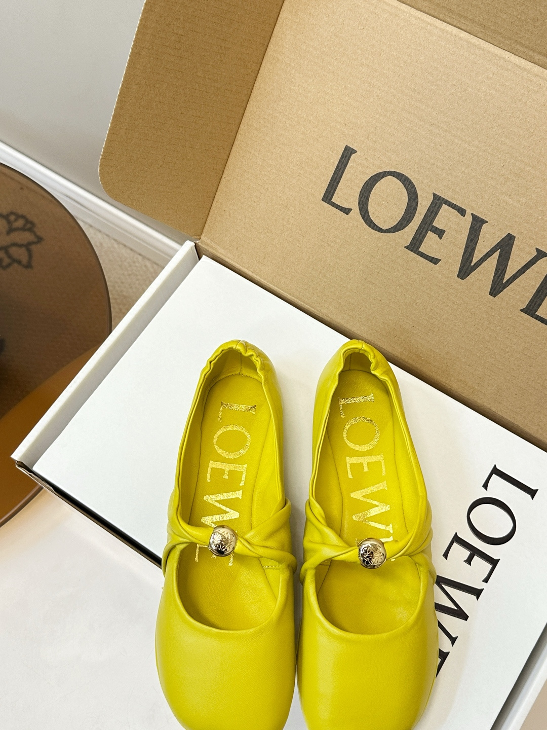 Loewe ​​LOEWE 罗意威26ss 法式 芭蕾舞鞋​​