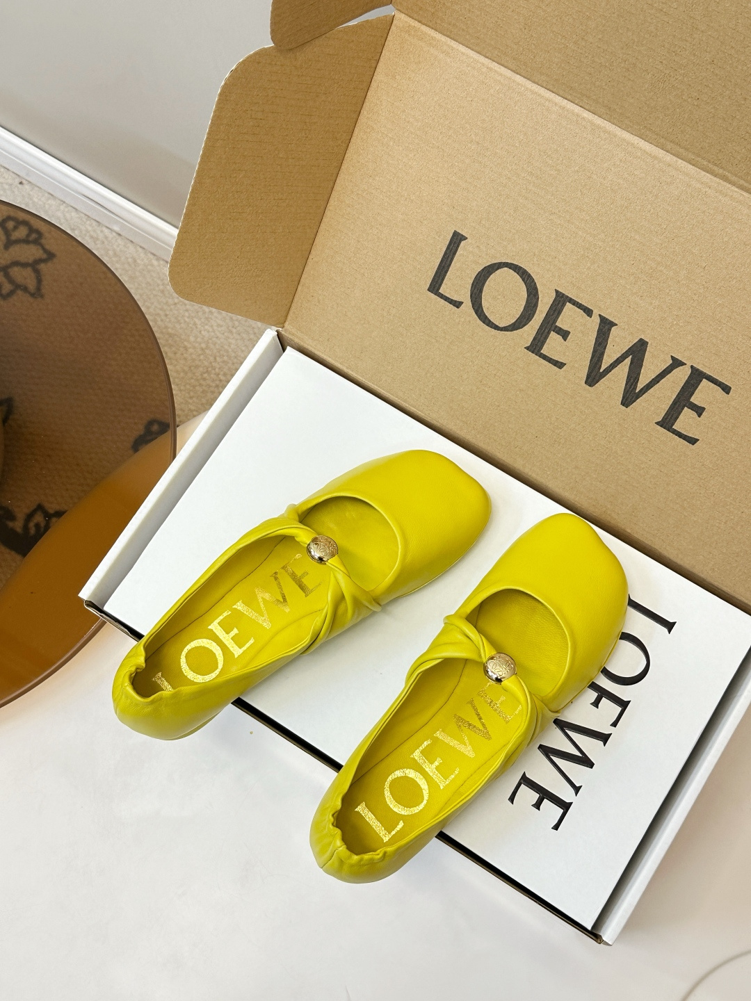 Loewe ​​LOEWE 罗意威26ss 法式 芭蕾舞鞋​​