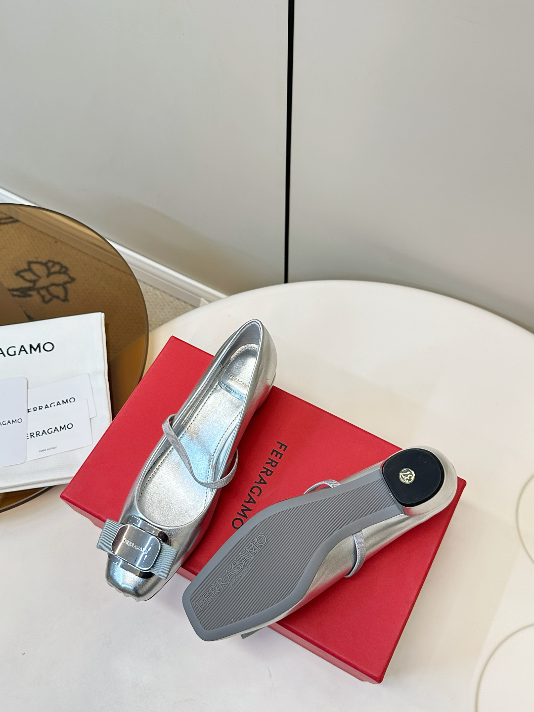 Ferragamo ​​Ferragamo 玛丽珍粗跟单鞋