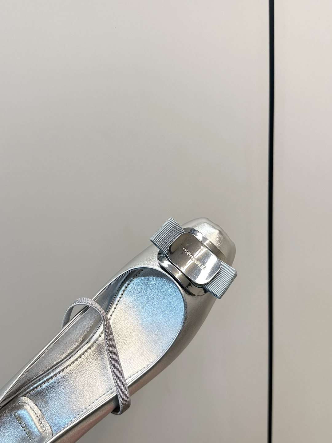 Ferragamo ​​Ferragamo 玛丽珍粗跟单鞋