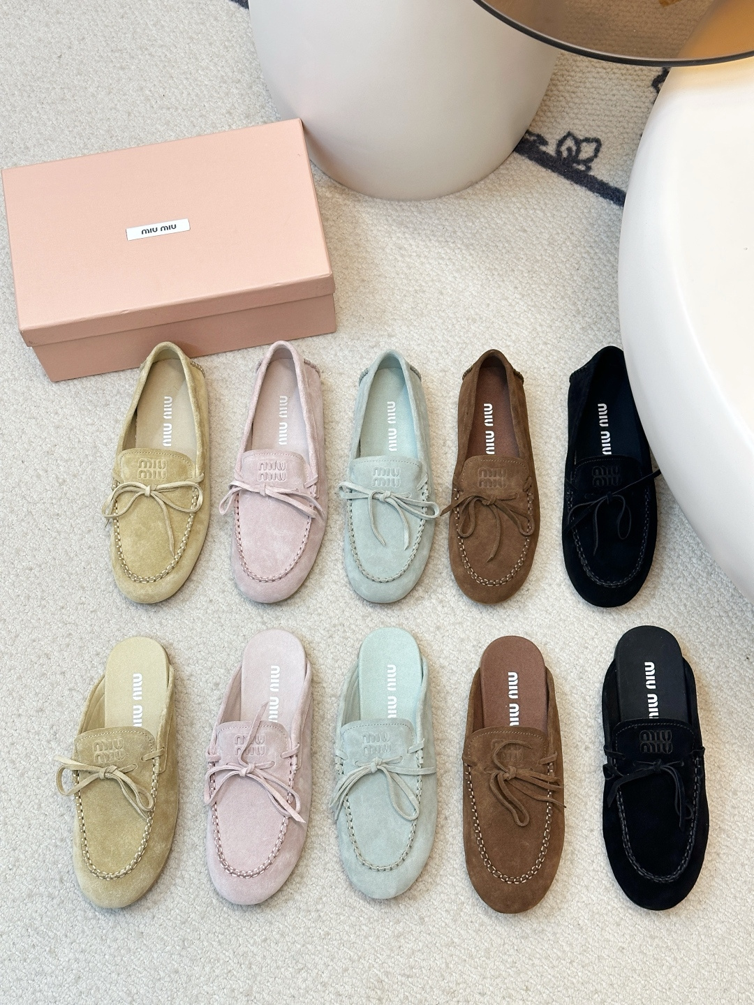 ¡Mocasines de gamuza Miu Miu26ss/colección de medio flop de moda!