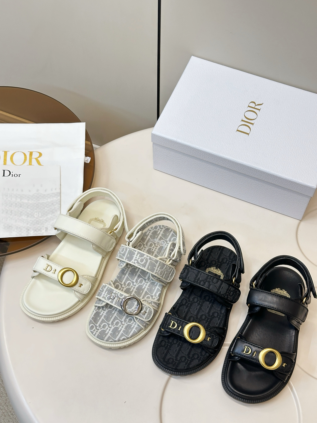 ​​Sandalias de playa Dior con suela gruesa y velcro 4️⃣Color✔️✔️✔️