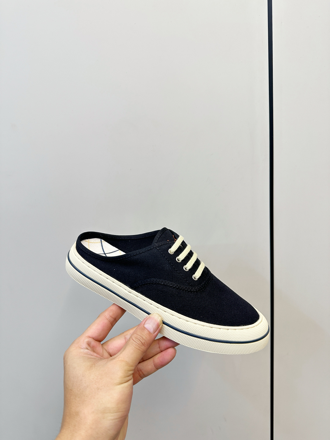 Loro Piana LoroPiana 26早春新款帆布鞋 半拖