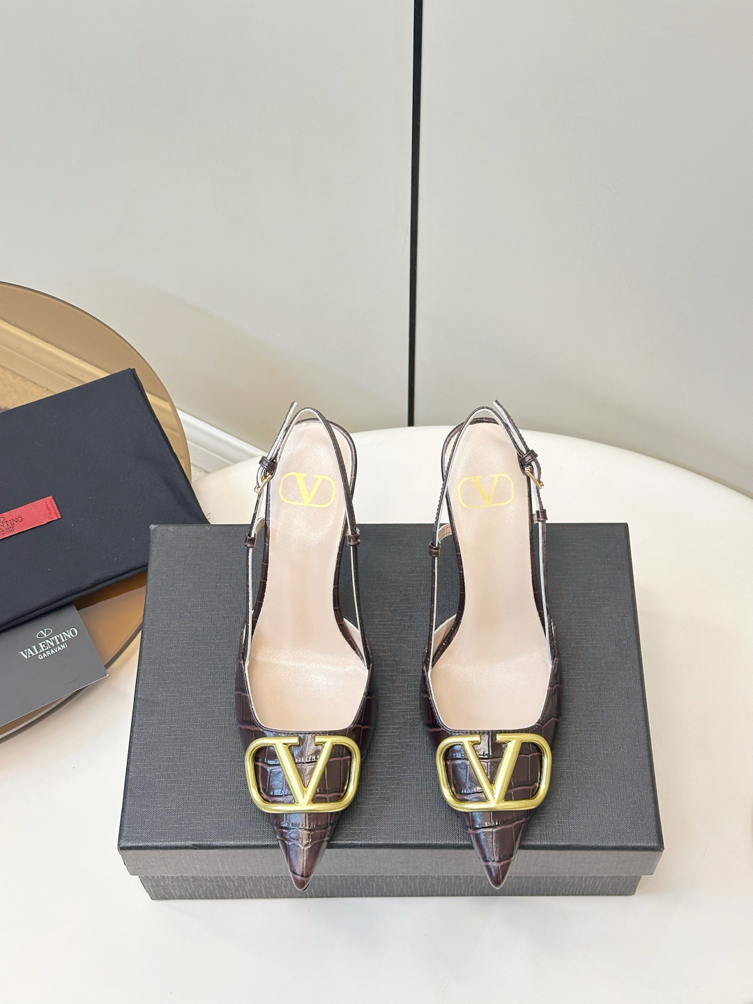 Valentino ​​Valentino｜华伦天奴VLogo Signature系列高跟鞋