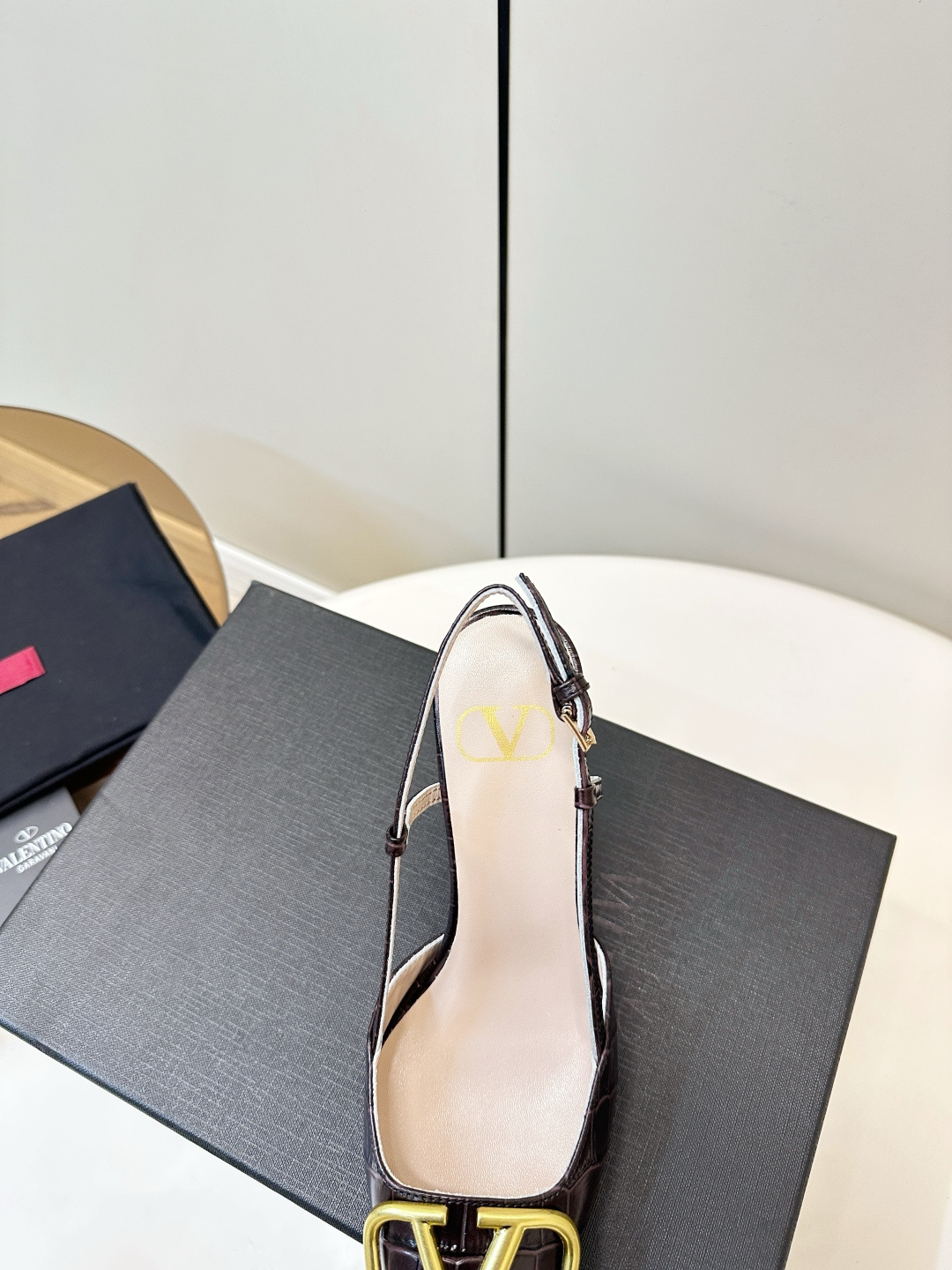 Valentino ​​Valentino｜华伦天奴VLogo Signature系列高跟鞋
