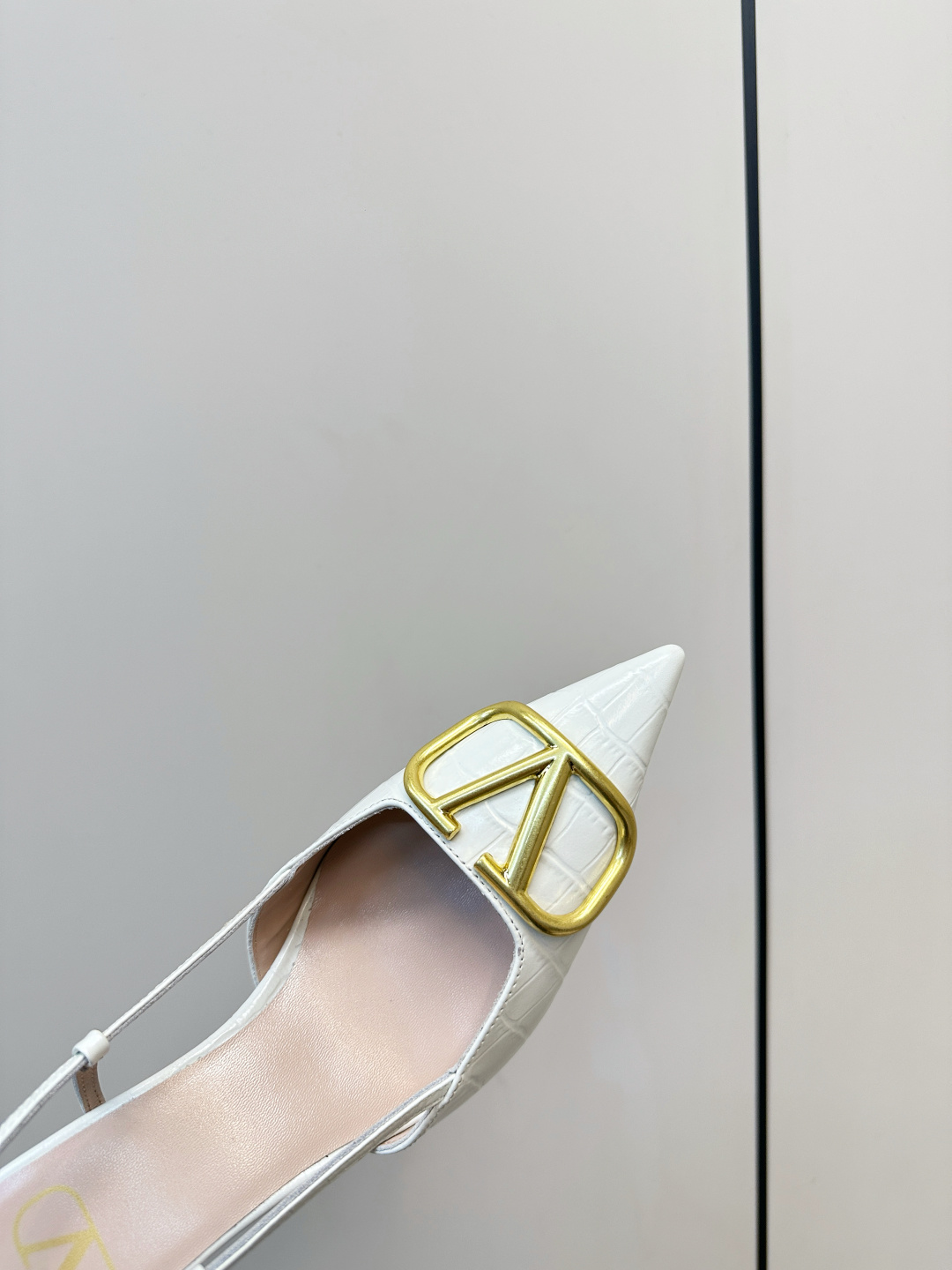 Valentino ​​Valentino｜华伦天奴VLogo Signature系列高跟鞋