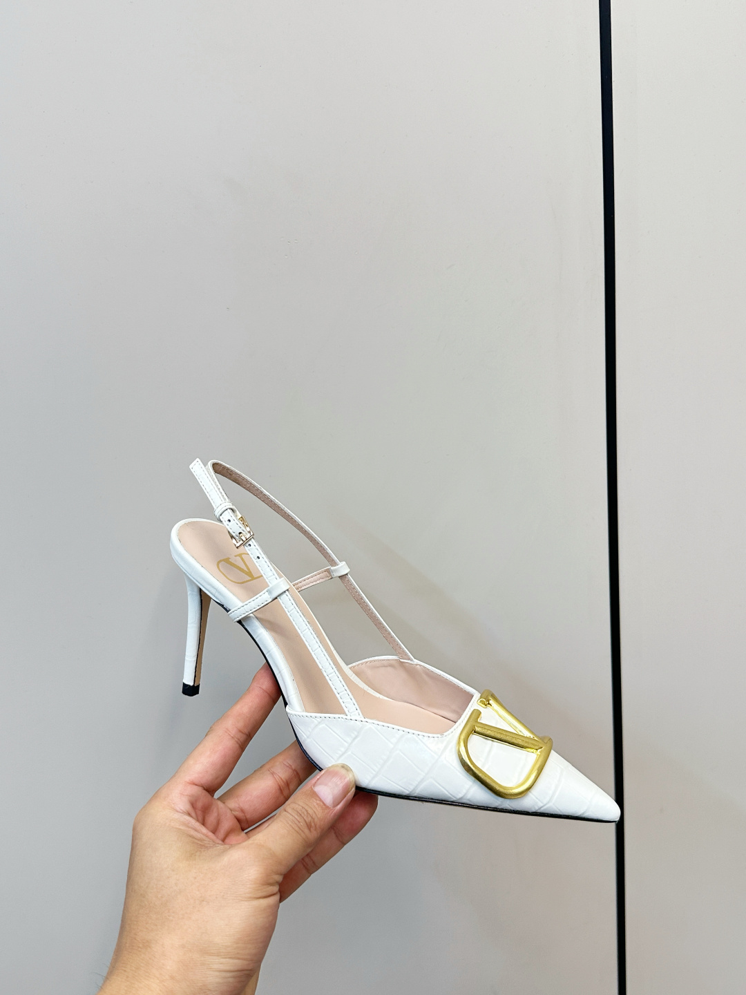 Valentino ​​Valentino｜华伦天奴VLogo Signature系列高跟鞋