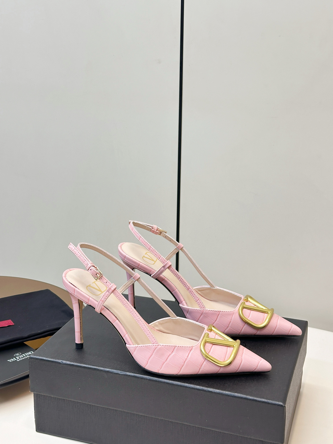 Valentino ​​Valentino｜华伦天奴VLogo Signature系列高跟鞋