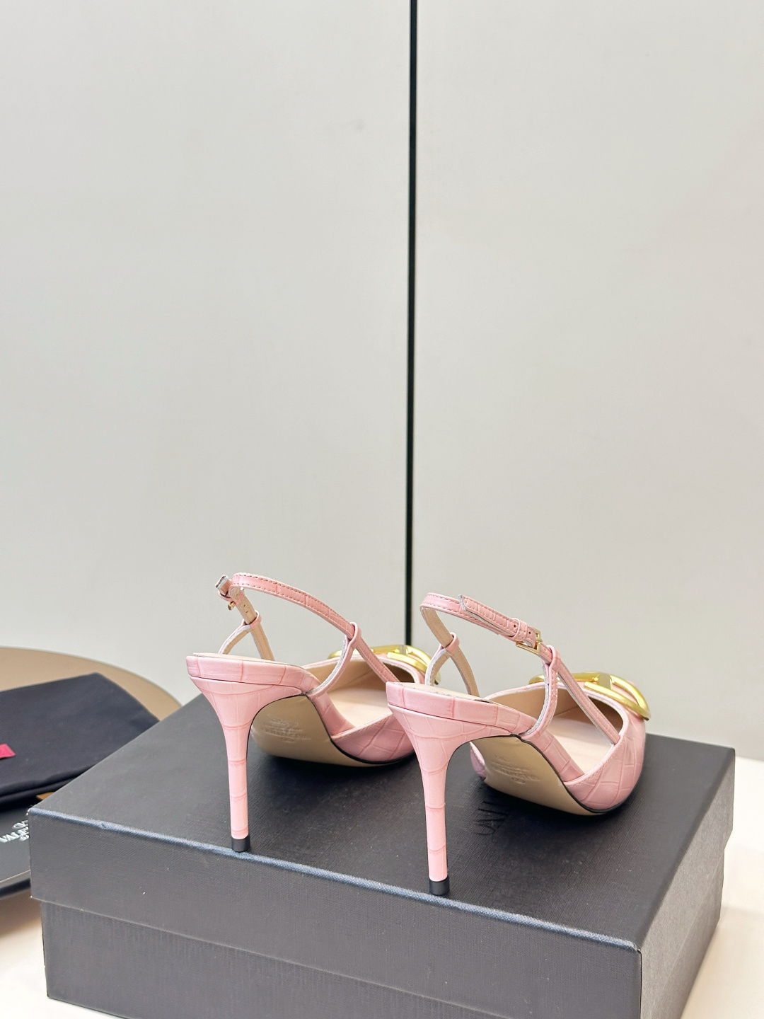 Valentino ​​Valentino｜华伦天奴VLogo Signature系列高跟鞋