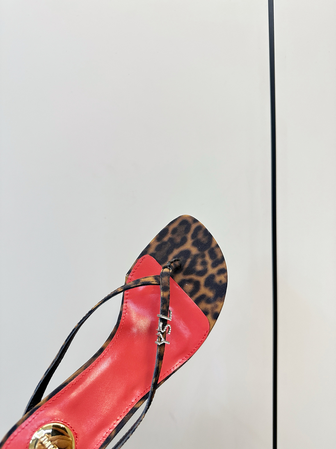 Saint Laurent SAINT LAURENT｜YSL 夹趾高跟凉拖​​