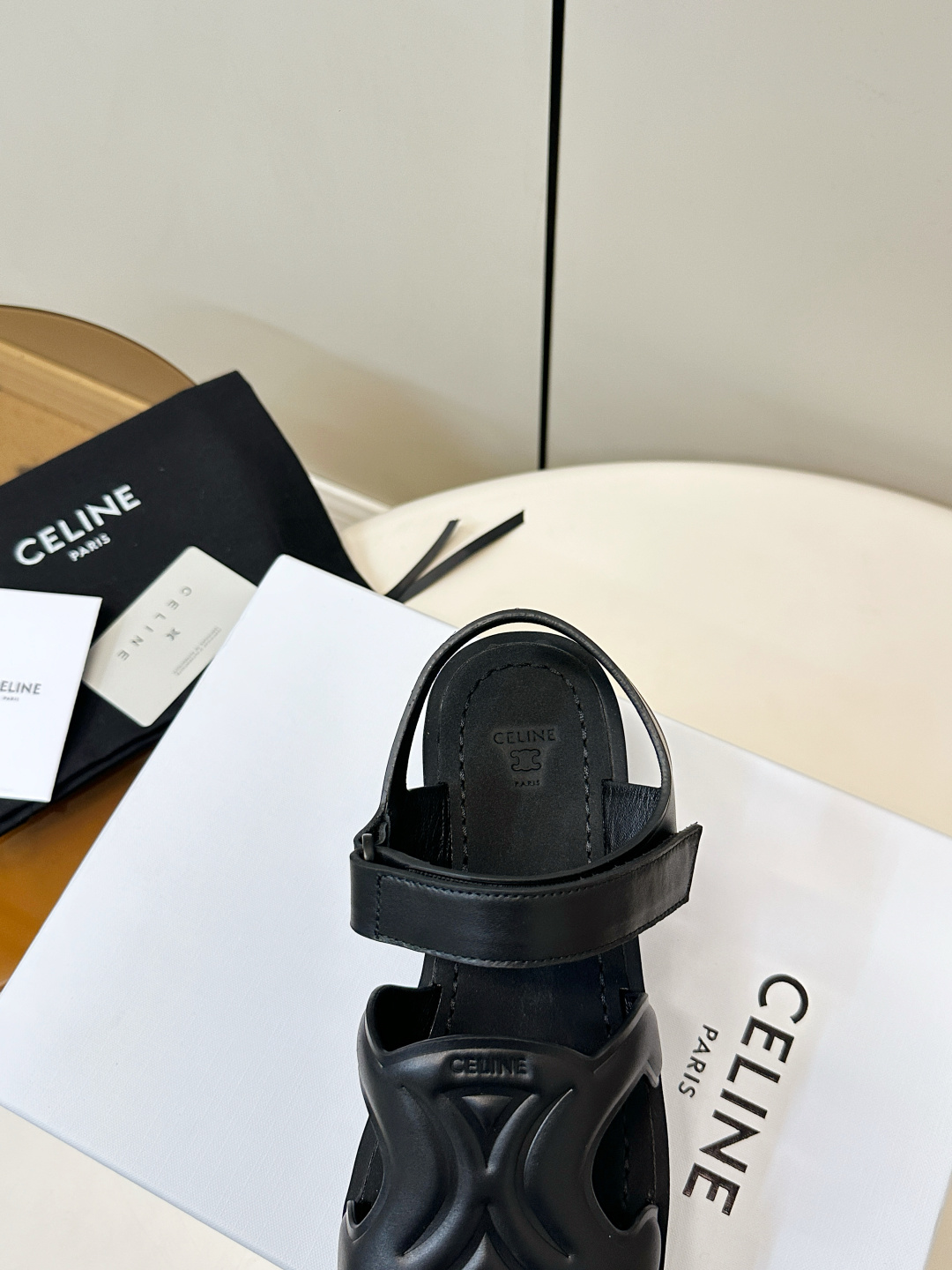 Celine CELINE 凯旋门厚底魔术贴凉鞋