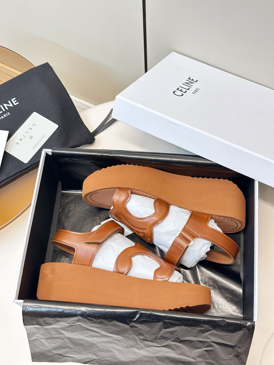 Celine CELINE 凯旋门厚底魔术贴凉鞋