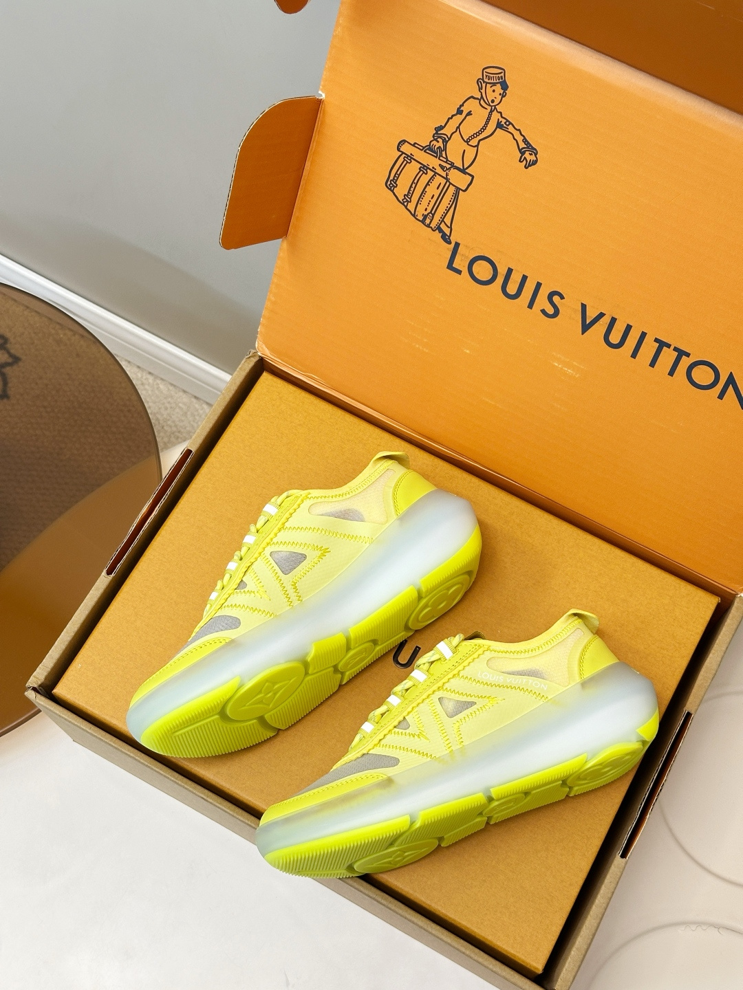 Louis Vuitton Sneakers
