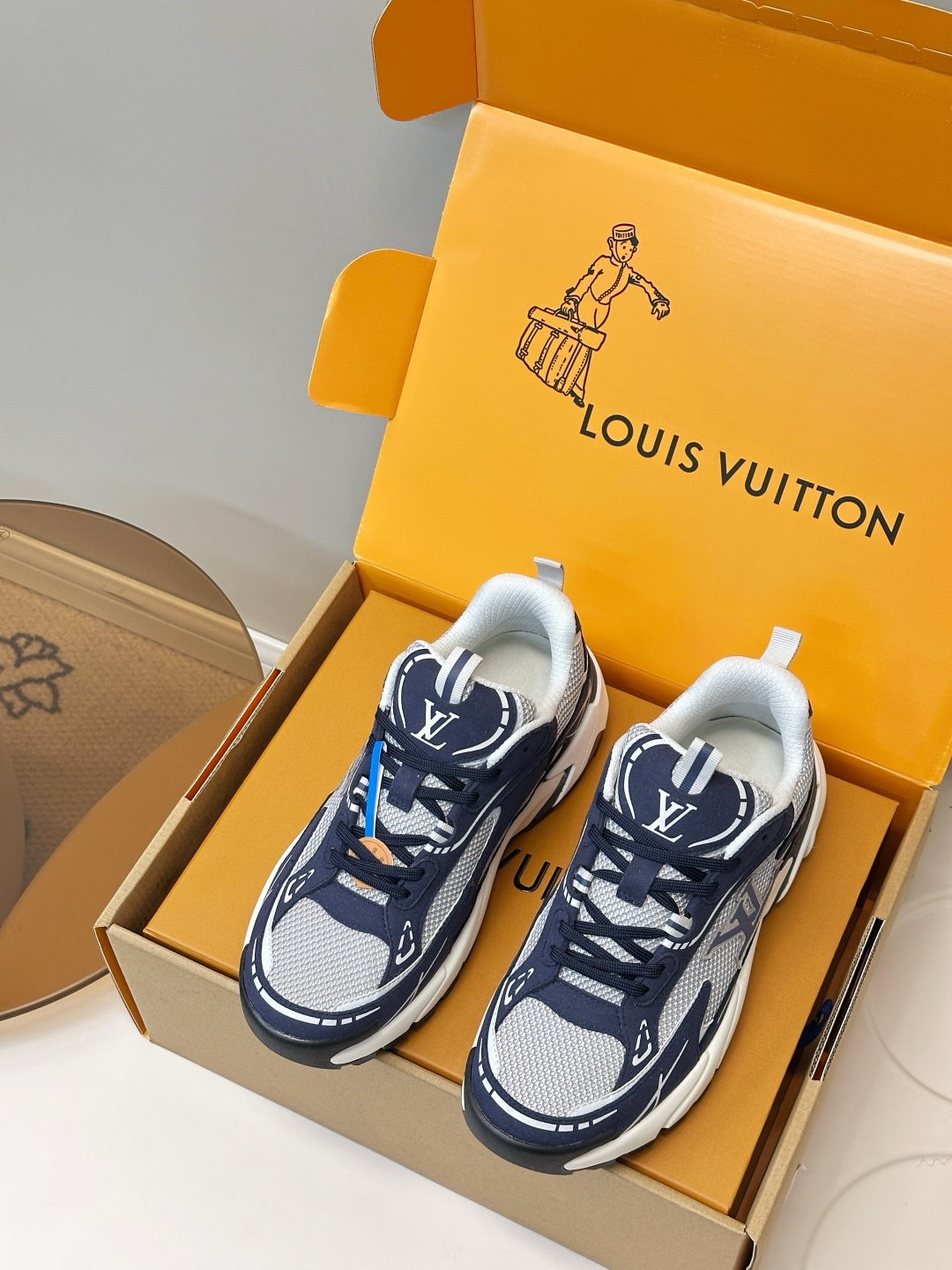 Louis Vuitton Sneakers