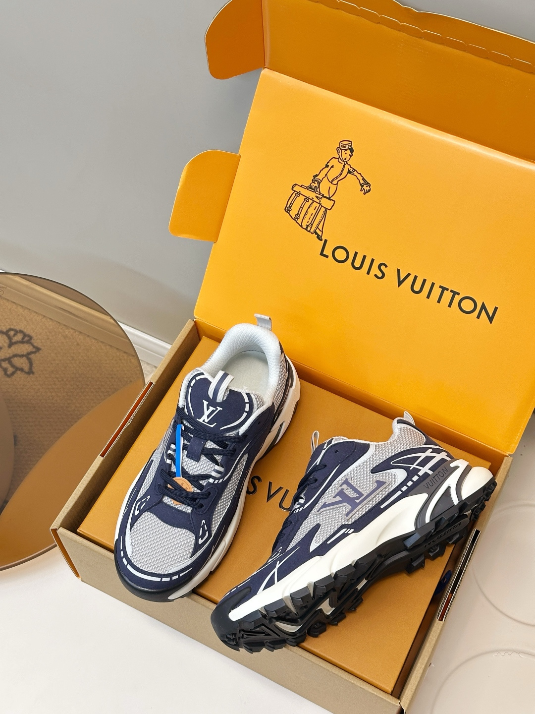 Louis Vuitton Sneakers