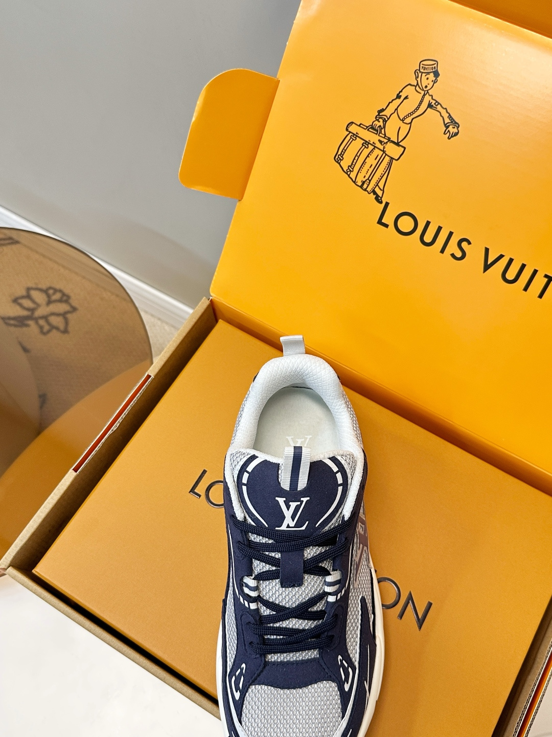 Louis Vuitton Sneakers