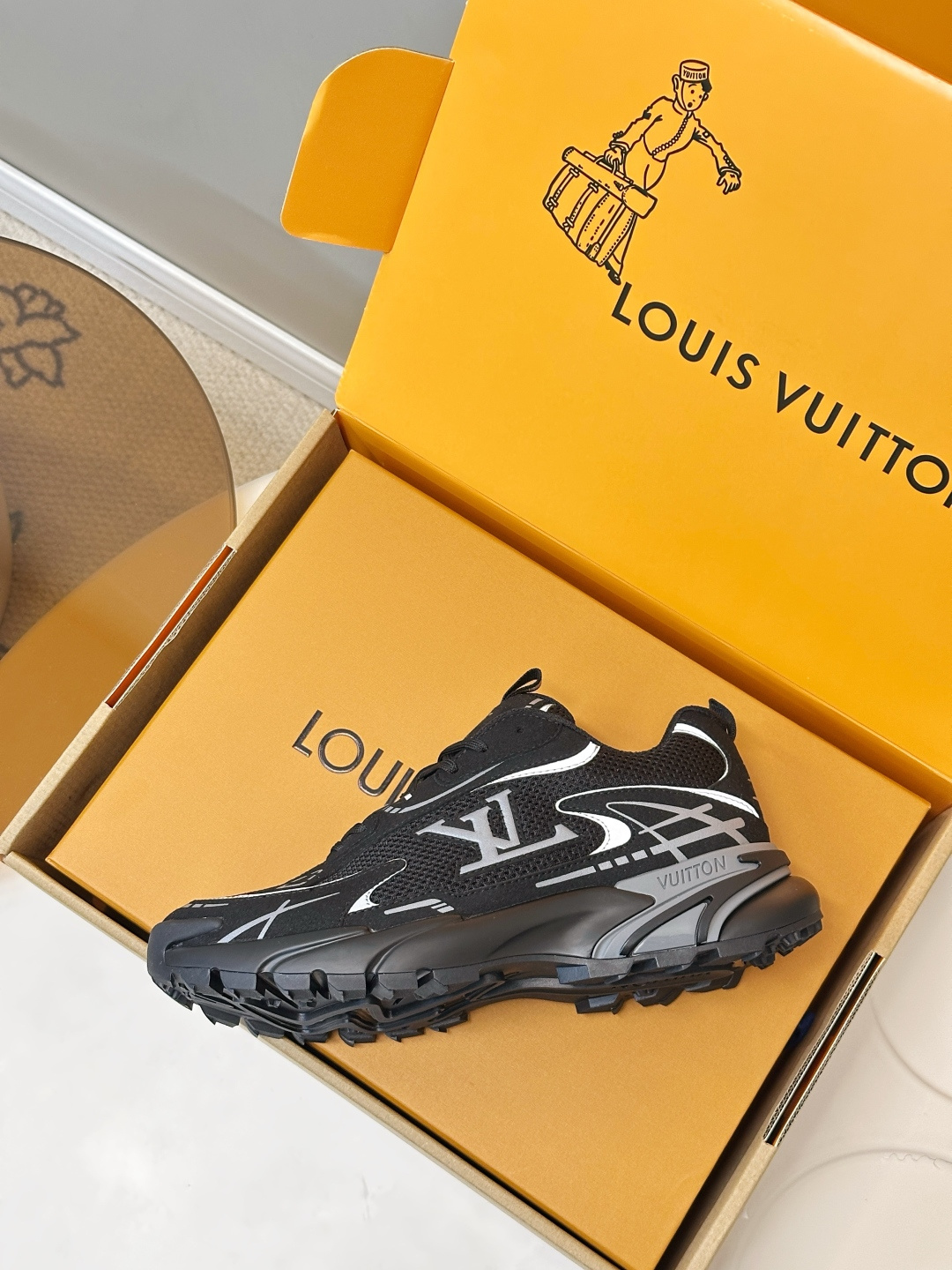Louis Vuitton Sneakers