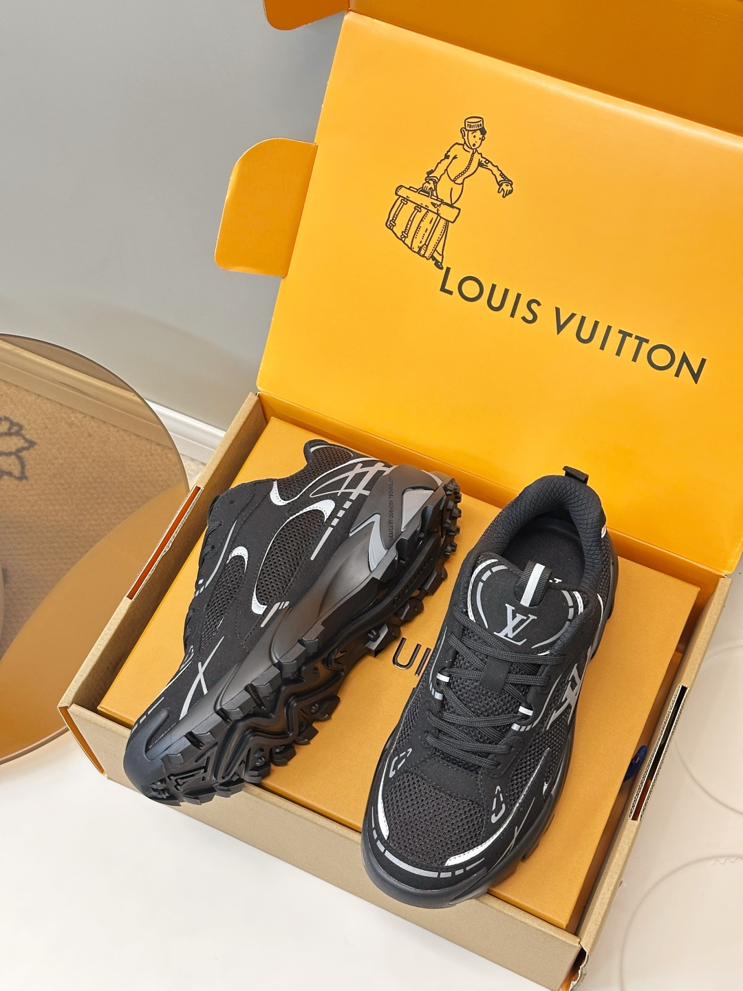 Louis Vuitton Sneakers