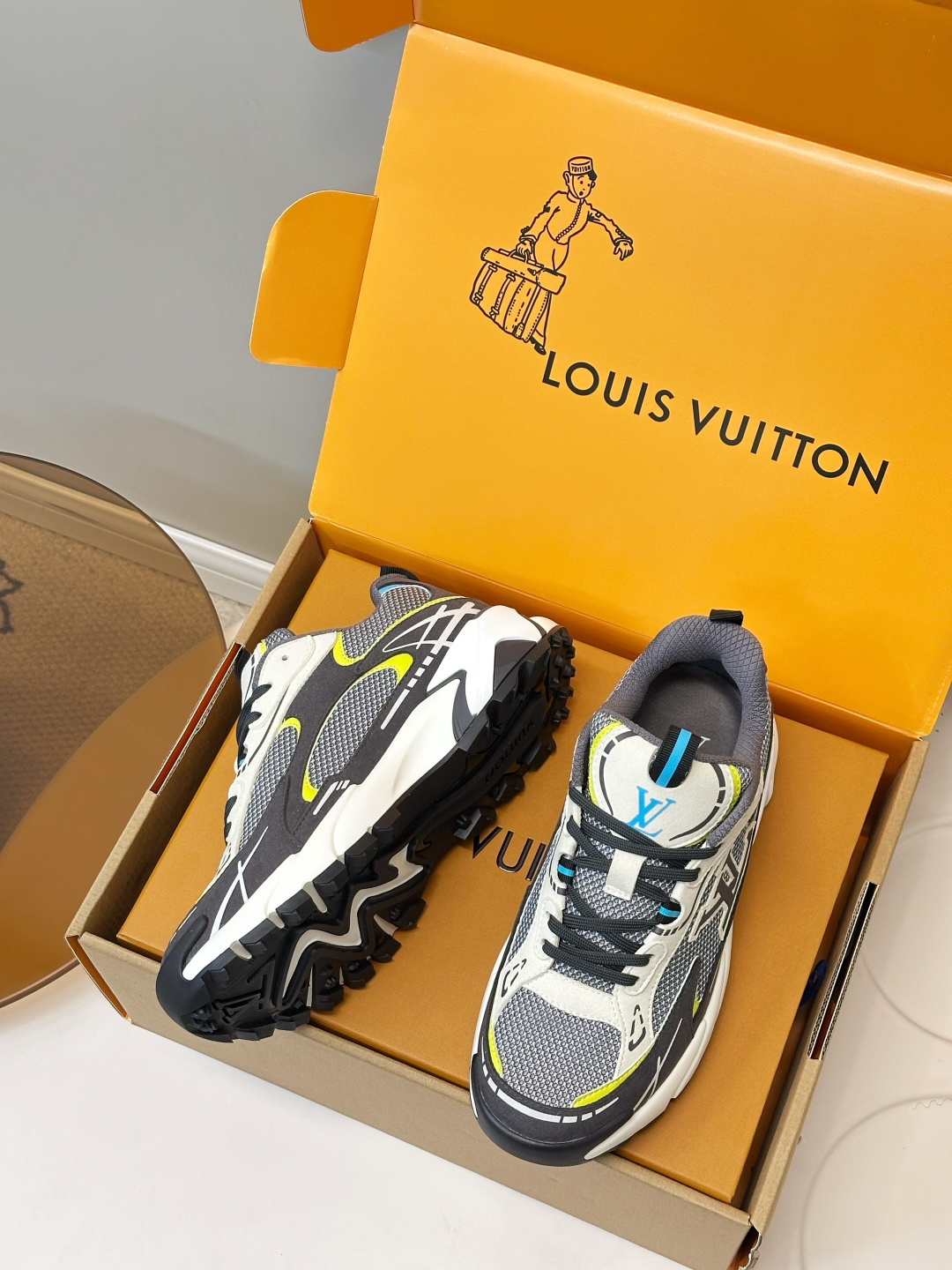 Louis Vuitton Sneakers